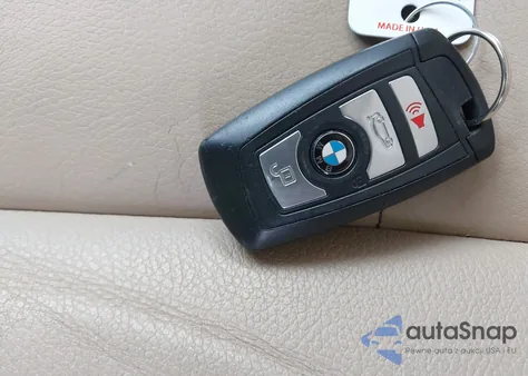 2016 BMW X4 xDrive28I z USA, uszkodzony, nr VIN 5UXXW3C53G0R22213